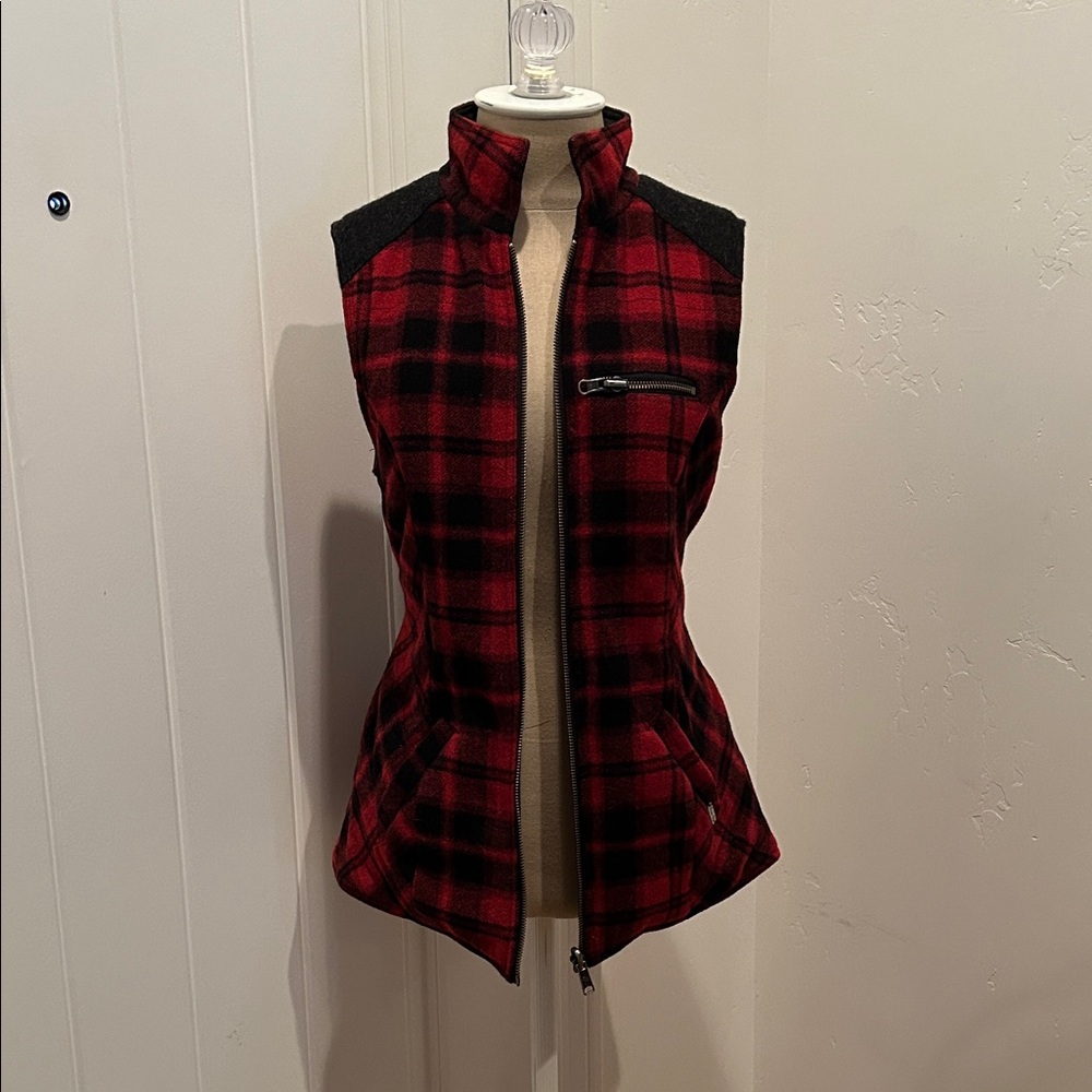 Powder River Outfitters Women's Reversible Vest